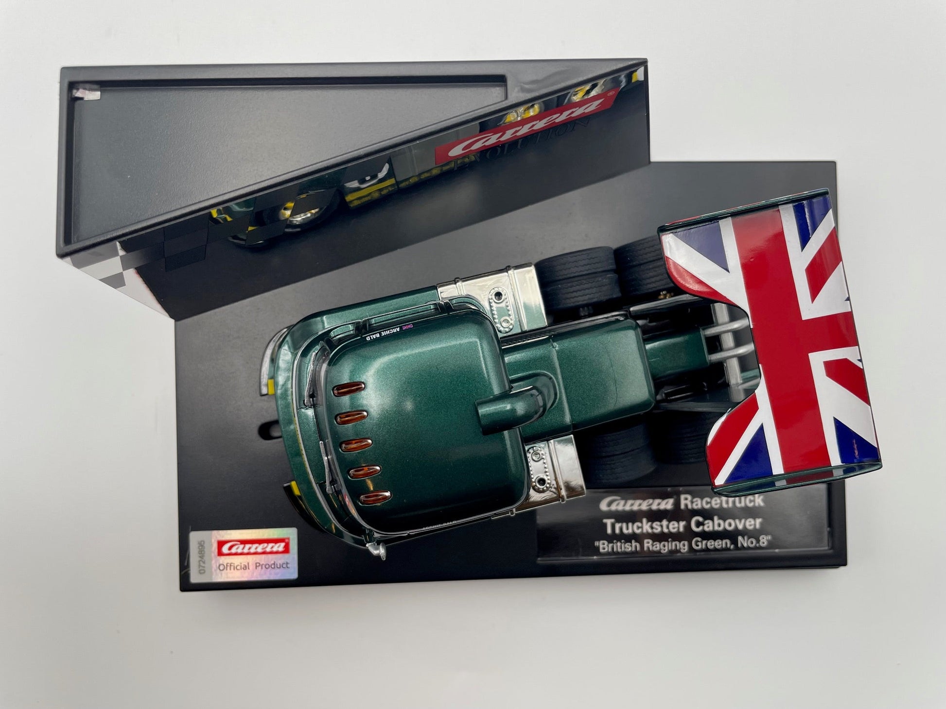 Carrera Evolution - Race Truck - Truckster Cabover - #8 British Raging Green - 31093*