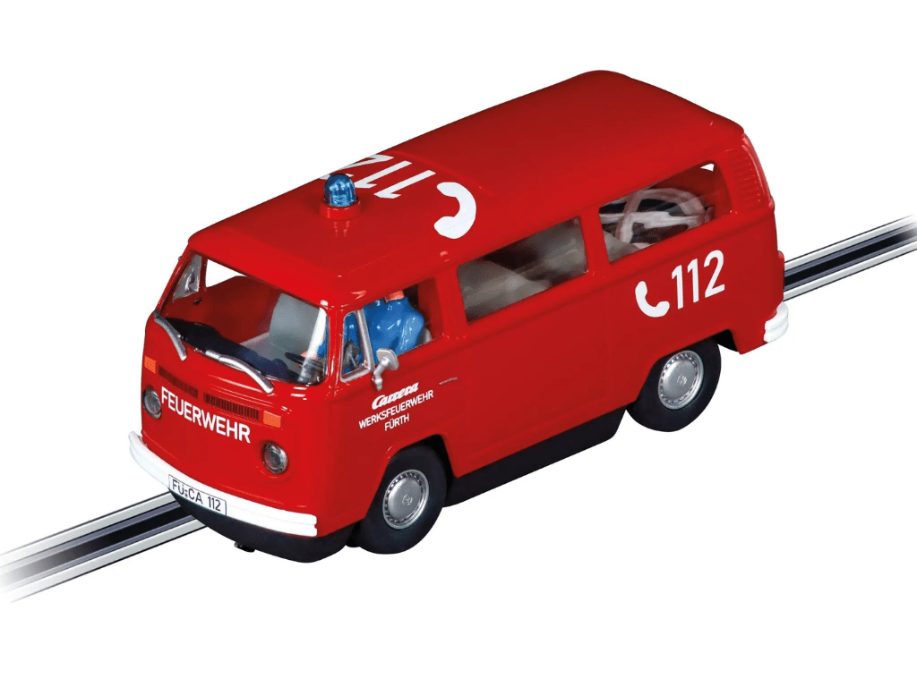 Carrera Evolution 20027794 – VW BUS T2b Ambulanza Croce Rossa, Scala 1:32, Slot Car Con Luci E Suono