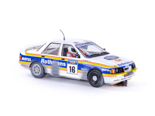 Fly | Ford Sierra RS Cosworth 4x4 | 16 Rothmans Rally | Dirt Effect | A2117AR | 1/32 Slot Car