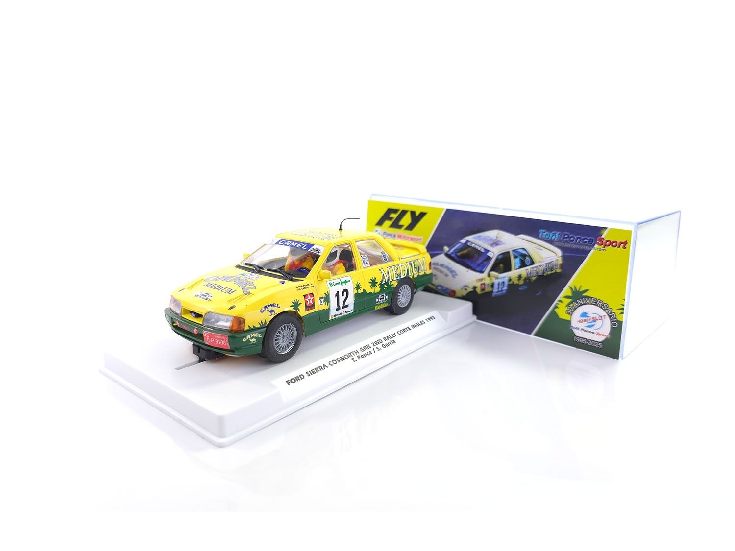 Fly | Ford Sierra Sapphire RS Cosworth | 12 Medium | E2118 | 1/32 Slot Car