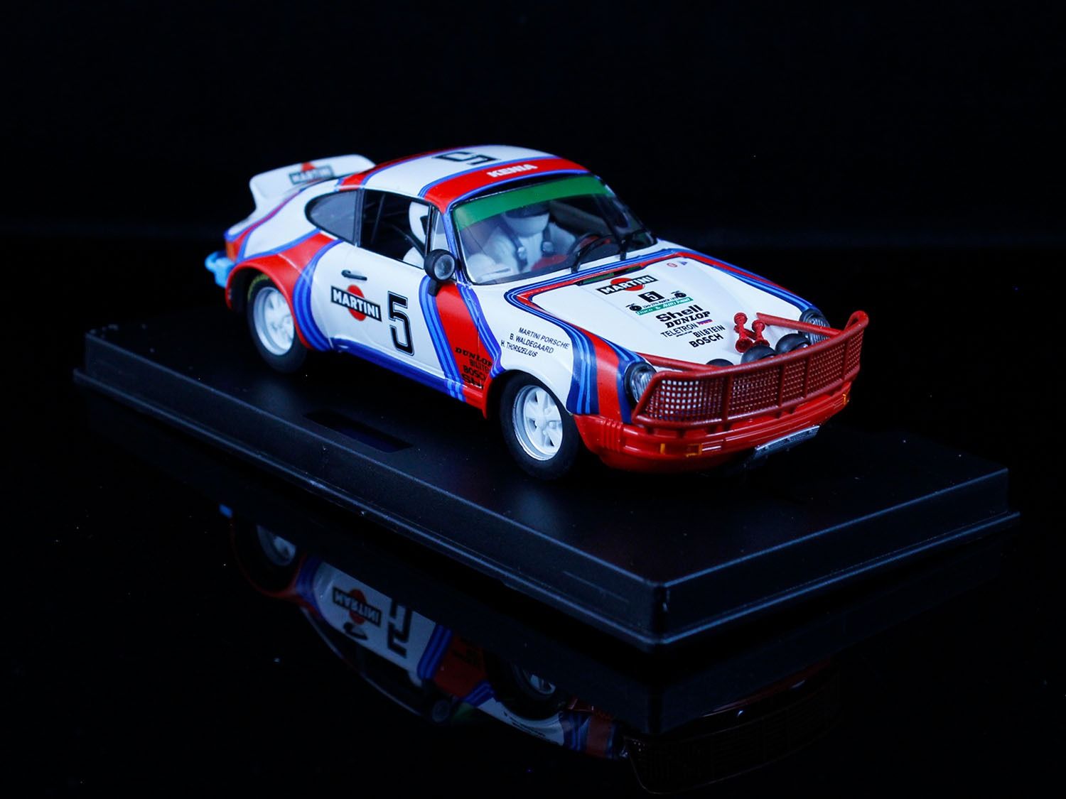 Fly | Porsche 911 SC 'Safari' | 5 Martini Racing | Limited Edition | A2100 | 1/32 Slot Car