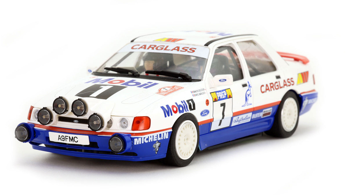 Avant Slot | Ford Sierra RS Cosworth 4x4 | #7 Mobil1 | 52501 | 1/32 Scale Slot Car
