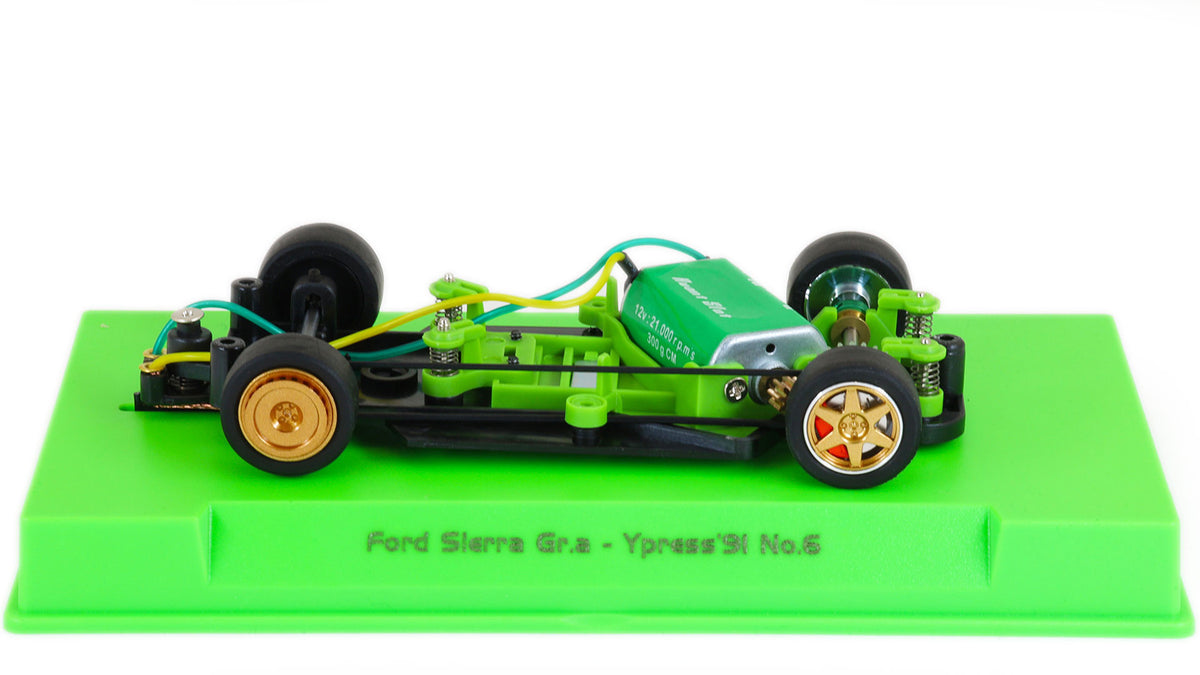 Avant Slot | Ford Sierra RS Cosworth 4x4 | #6 Bastos Rally Team | 52506 | 1/32 Scale Slot Car
