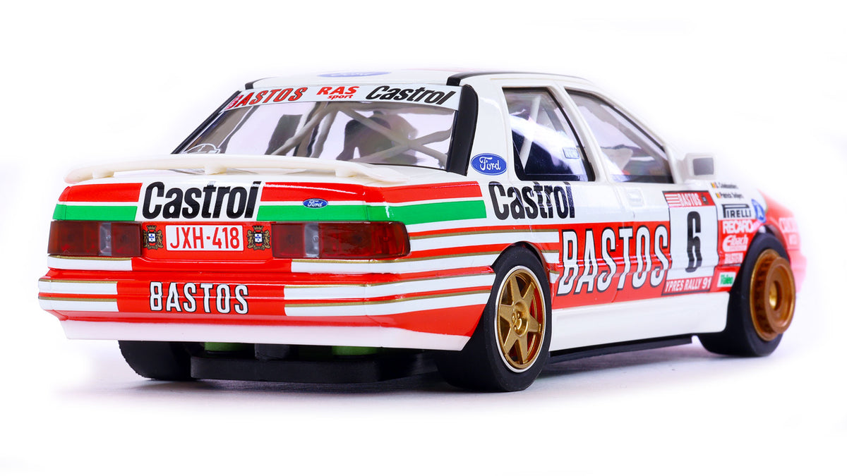 Avant Slot | Ford Sierra RS Cosworth 4x4 | #6 Bastos Rally Team | 52506 | 1/32 Scale Slot Car