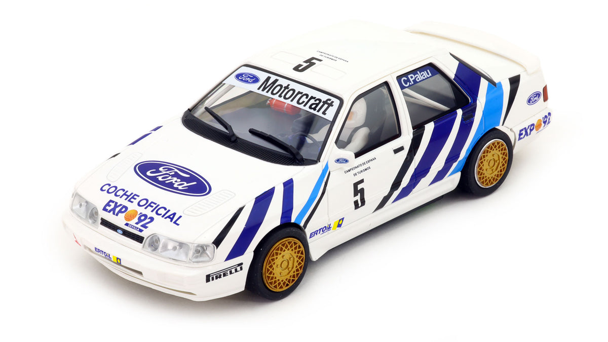 Avant Slot | Ford Sierra RS Cosworth 4x4 | #5 Wolf Racing | 52503 | 1/32 Scale Slot Car