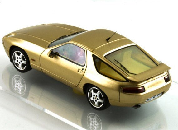 Le Mans Miniatures | Porsche 928 GT | Champagne Gold | 132105M/CHA | 1/32 Slot Car