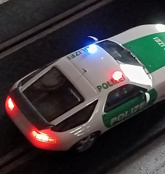 Le Mans Miniatures | Porsche 928 | Polizei | 132105/POL