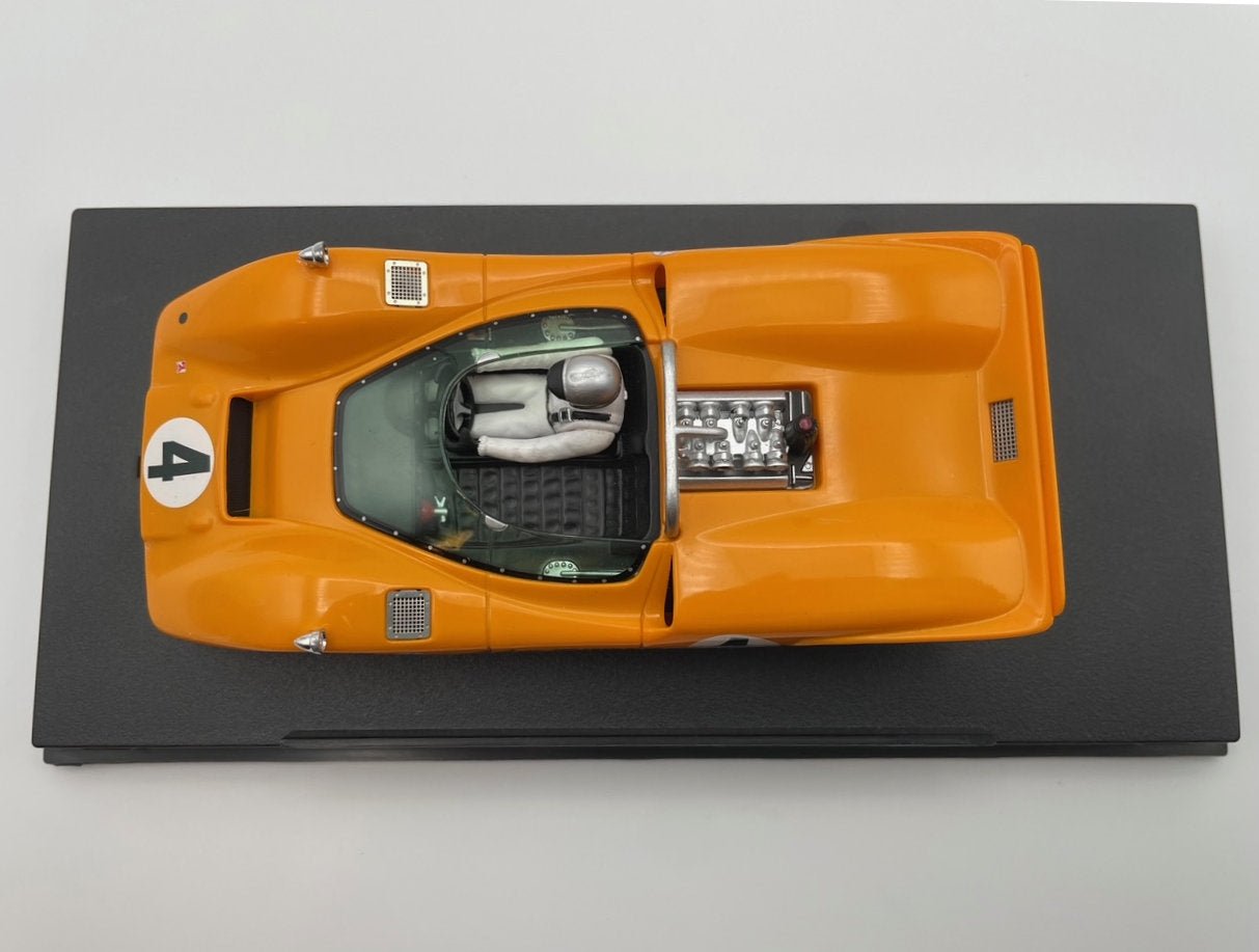 Monogram - McLaren M6A - #4 Bruce McLaren - Can - Am 1967 - Limited Edition - 85 - 4837