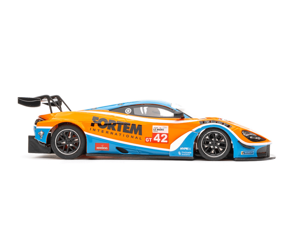 NSR | McLaren 720S GT3 | 42 Optimum Motorsport | 0556SW | 1/32 Slot Car