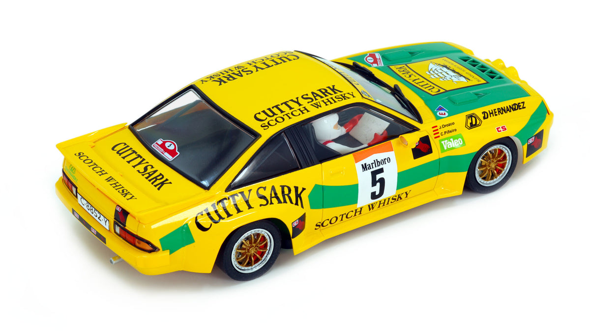Avant Slot | Opel Manta 400 | #5 Escudería La Coruña | 51511 | 1/32 Scale Slot Car