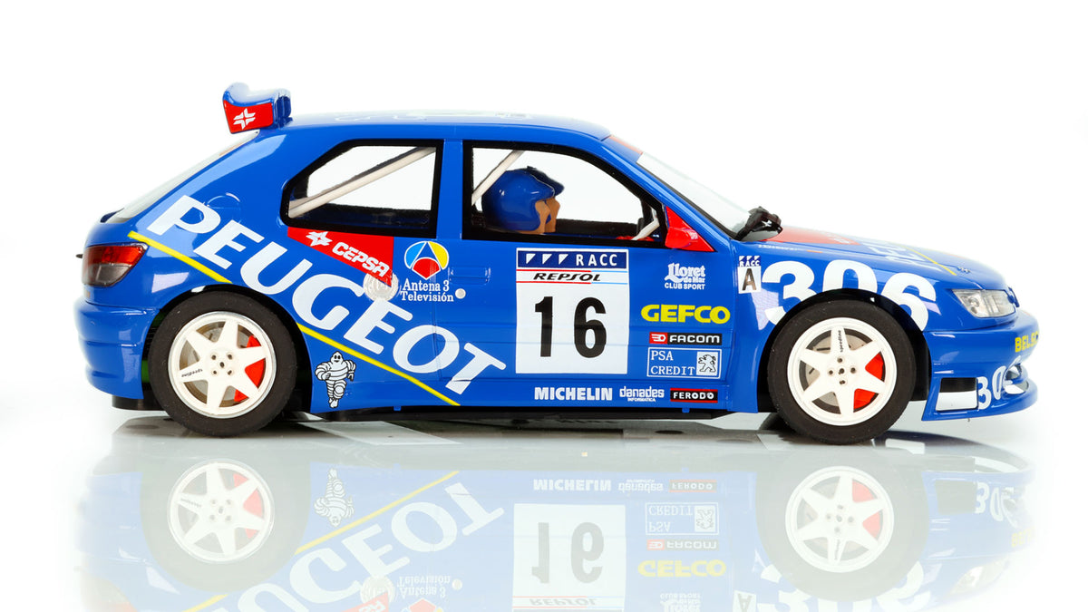 Avant Slot | Peugeot 306 Maxi | #16 Peugeot Sport España | 52806 | 1/32 Scale Slot Car