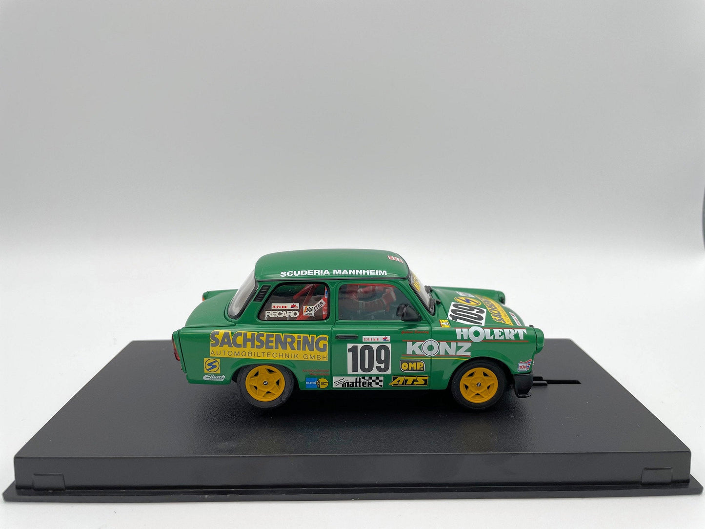 Revell - Trabant 601 - #109 Sachsenring - Trabant Lada Racing Cup 1994 - 08311