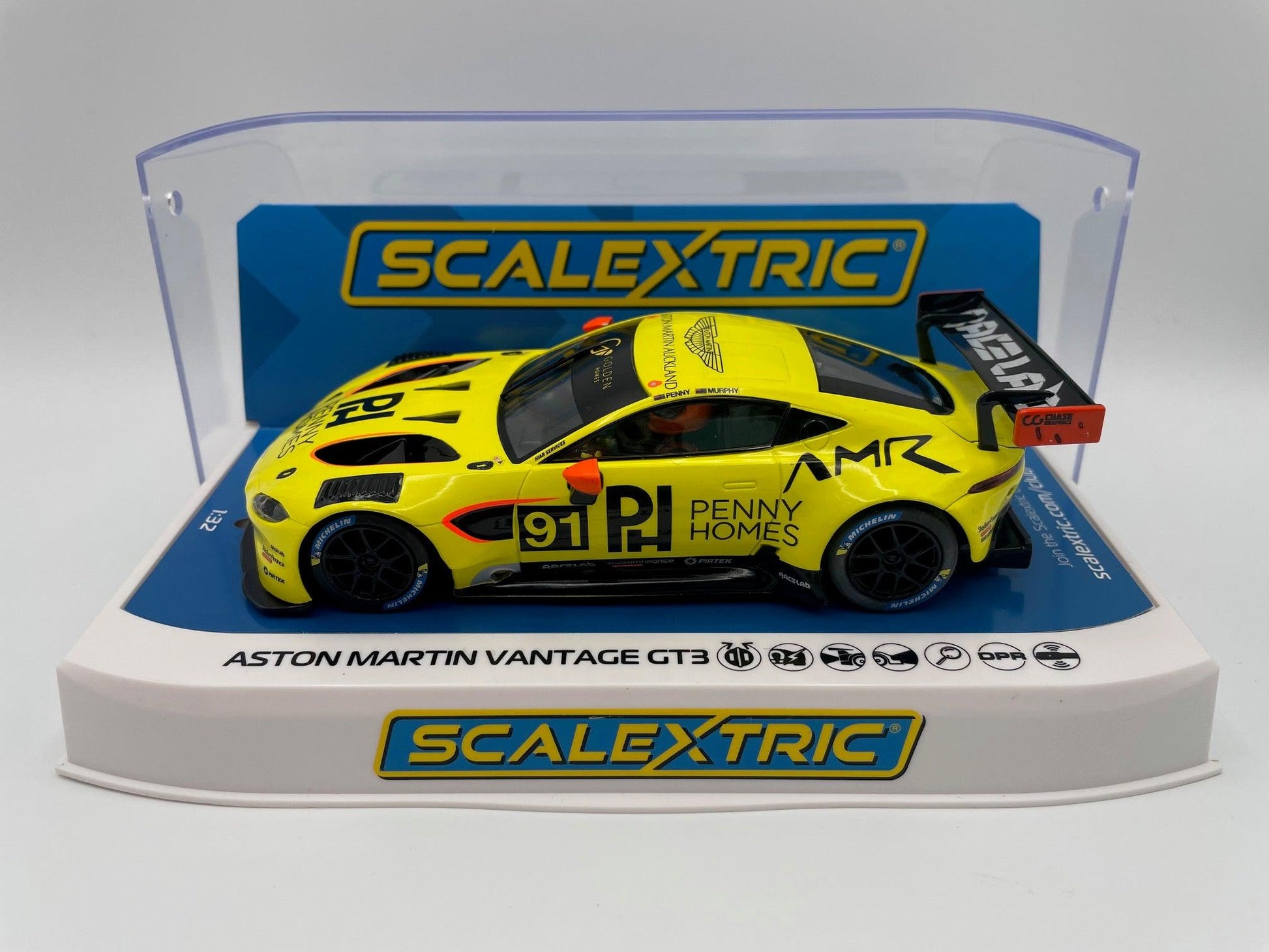 Scalextric - Aston Martin Vantage GT3 - #91 Penny Homes - New Zealand 2022 - C4446