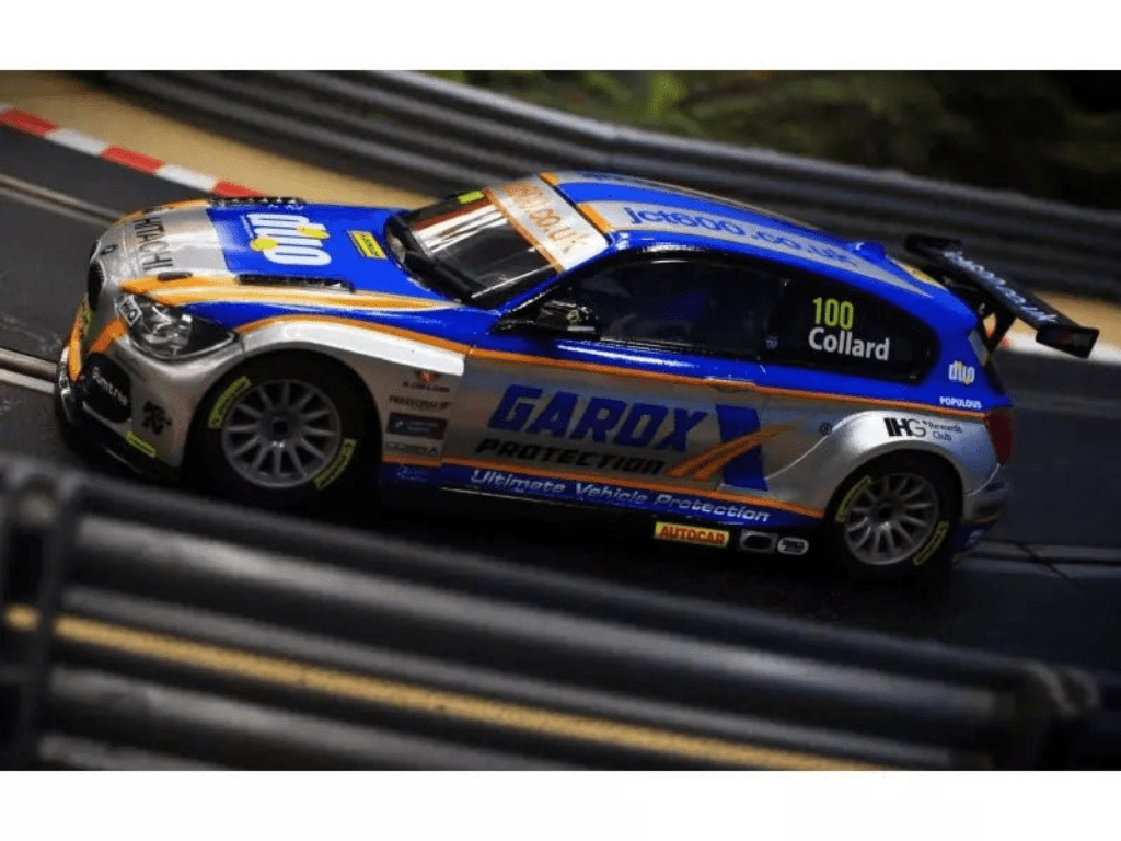 Scalextric | BMW 125i M Sport (F21) | 100 GardX Protection - BTCC 2016 | C3862