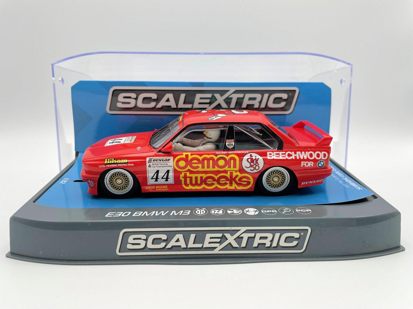 Scalextric - BMW M3 E30 - #44 Demon Tweeks - BTCC 1988 - C3739