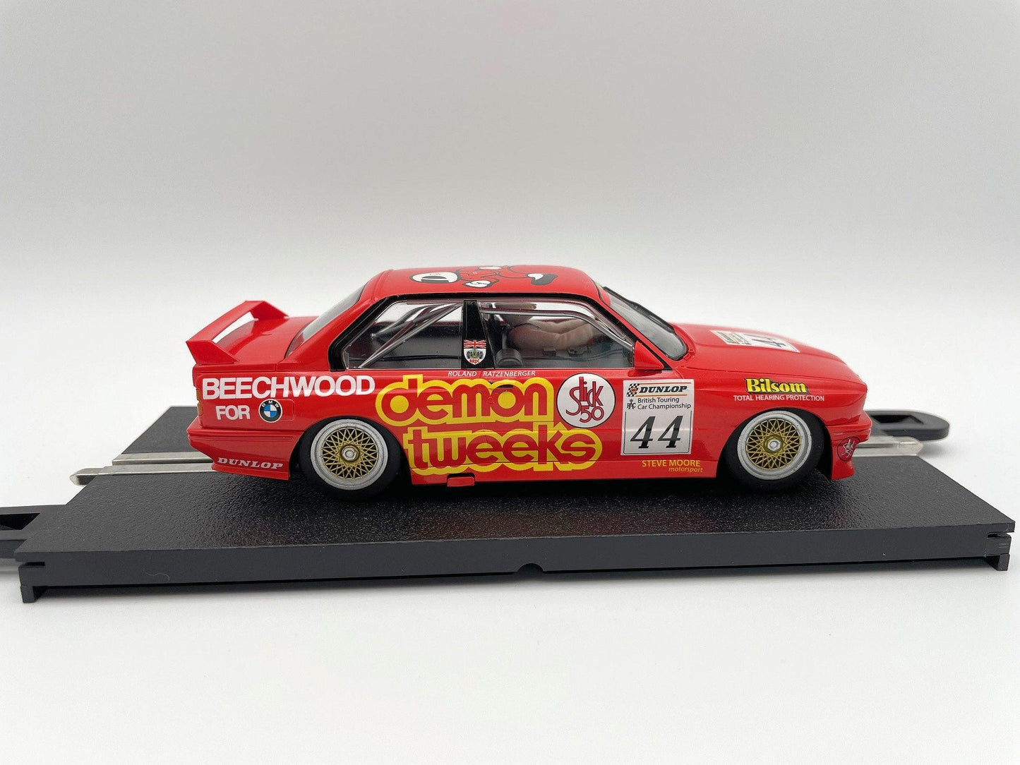 Scalextric - BMW M3 E30 - #44 Demon Tweeks - BTCC 1988 - C3739