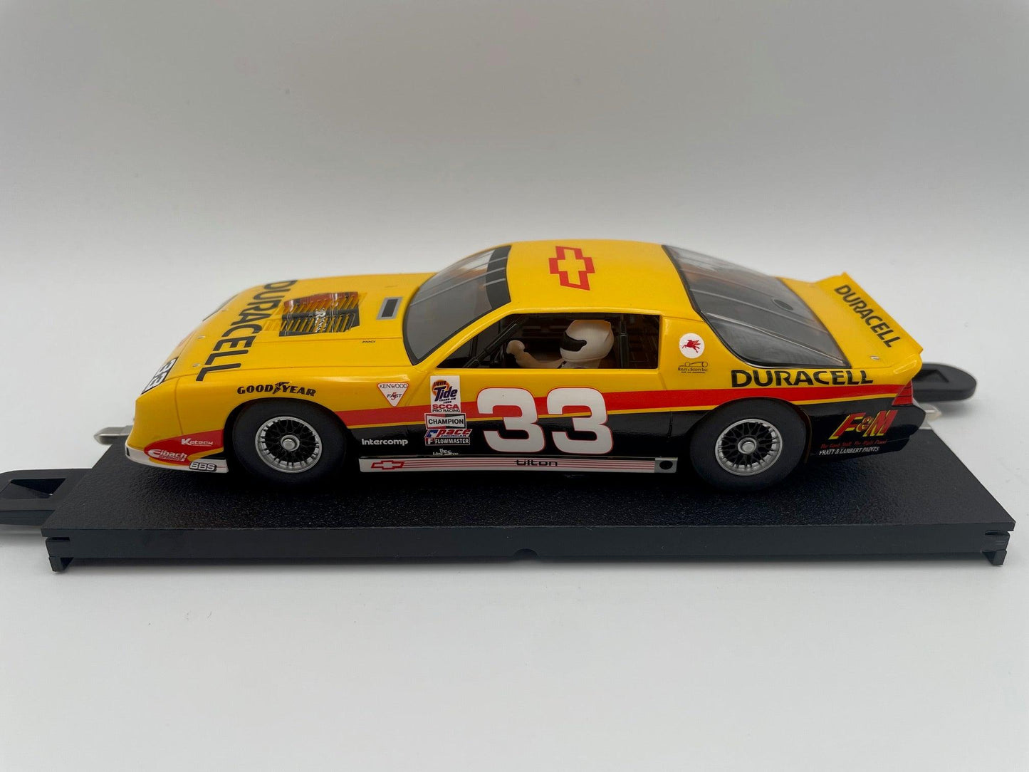 Scalextric - Chevrolet Camaro IROC - Z - #33 Duracell - Trans Am 1991 - C4220