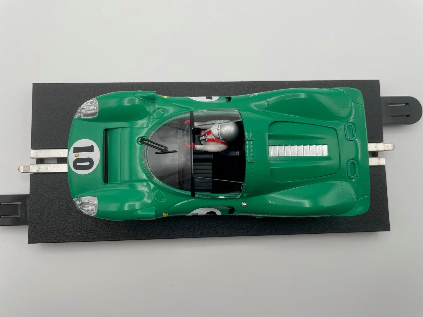 Scalextric - Ferrari 330 P4 - #10 David Piper - C4491