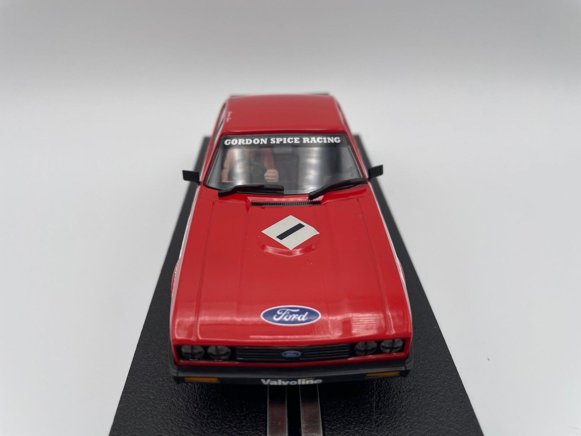 Scalextric - Ford Capri Mk. III - #1 Gordon Spice Racing - BSCC 1980 - C4250