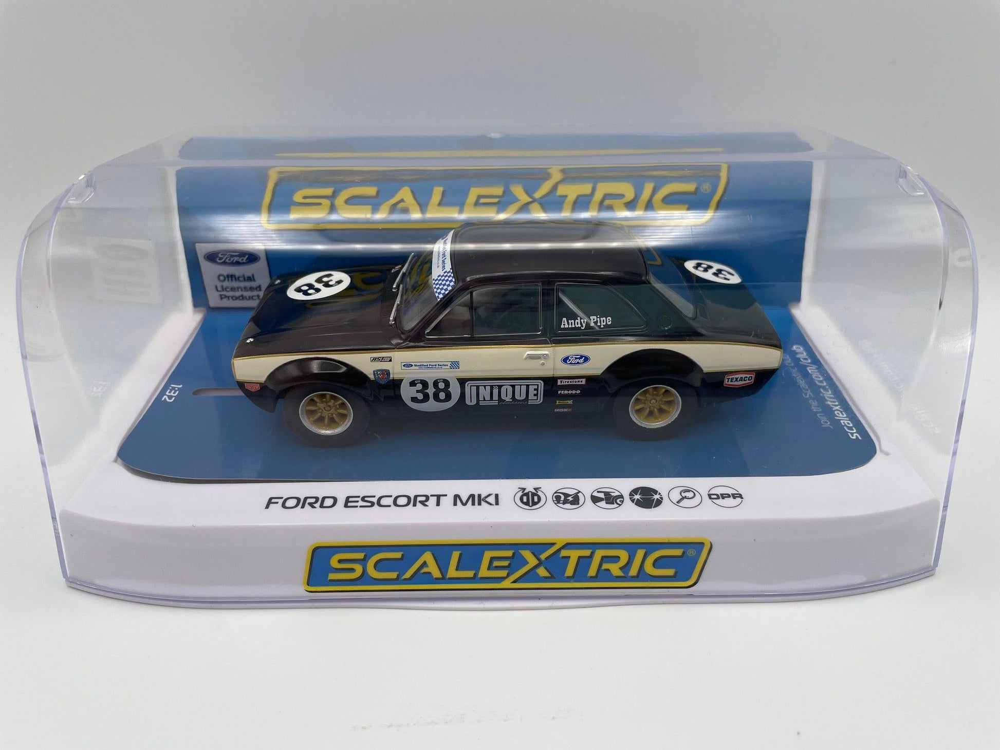 Scalextric - Ford Escort Mk. I - #38 Andy Pipe - Modified Ford Series 2020 - C4237