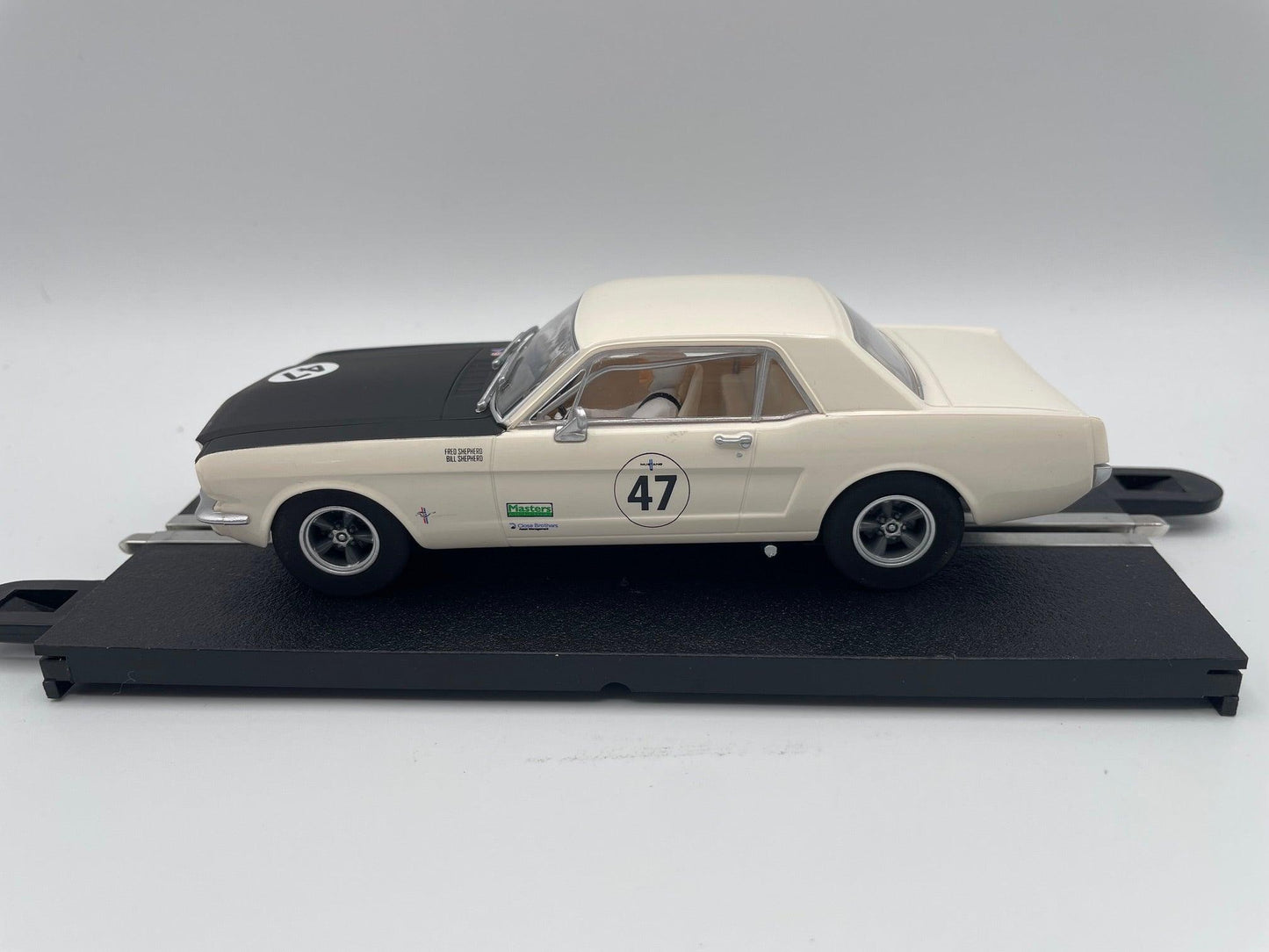 Scalextric - Ford Mustang - #47 Goodwood - C4353