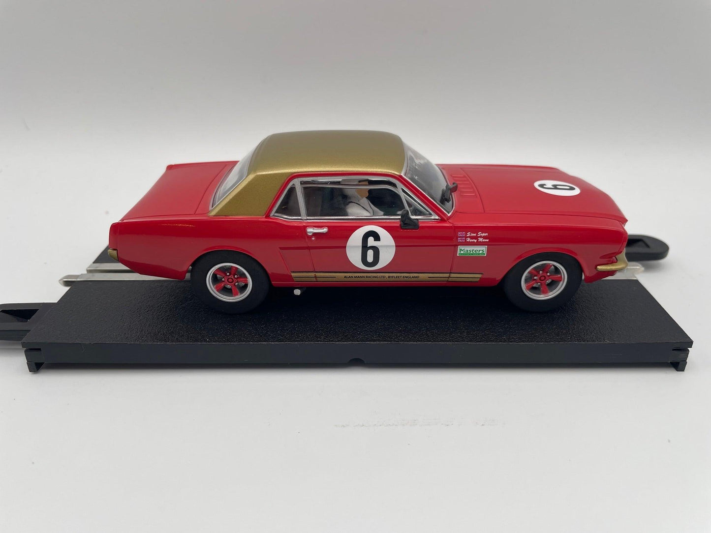 Scalextric - Ford Mustang - #6 Alan Mann Racing - C4339