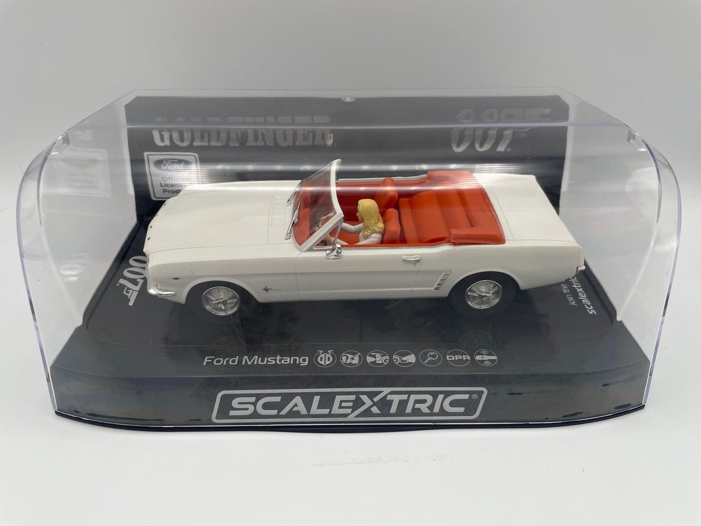 Scalextric - Ford Mustang Convertible - Goldfinger (1964) - James Bond 007 - C4404