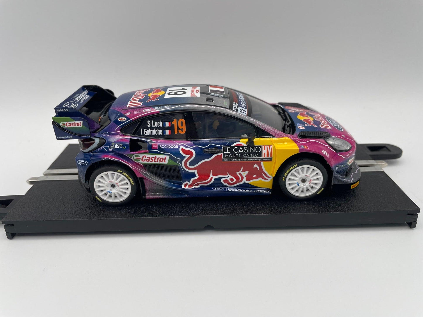 Scalextric - Ford Puma - #19 Red Bull - WRC 2022 - 4WD - C4448