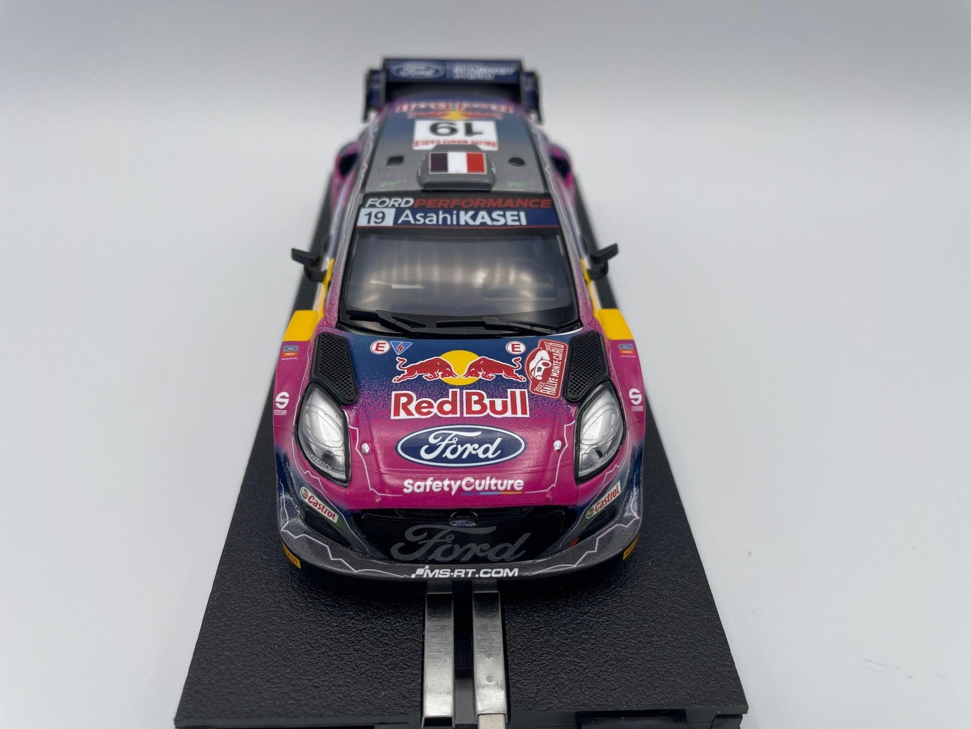 Scalextric - Ford Puma - #19 Red Bull - WRC 2022 - 4WD - C4448