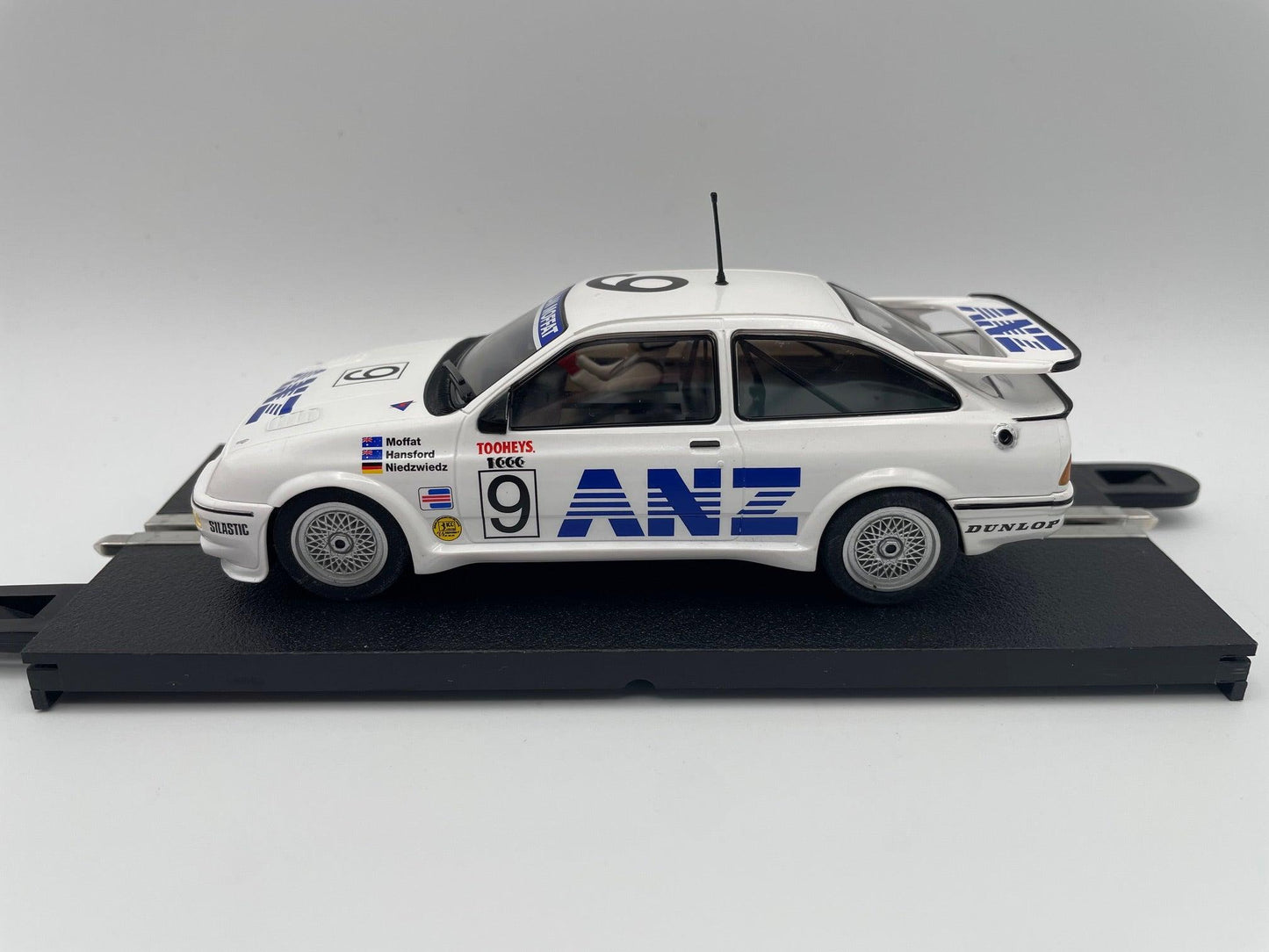 Scalextric - Ford Sierra Cosworth RS500 - #9 ANZ - Tooheys 1988 - C3910