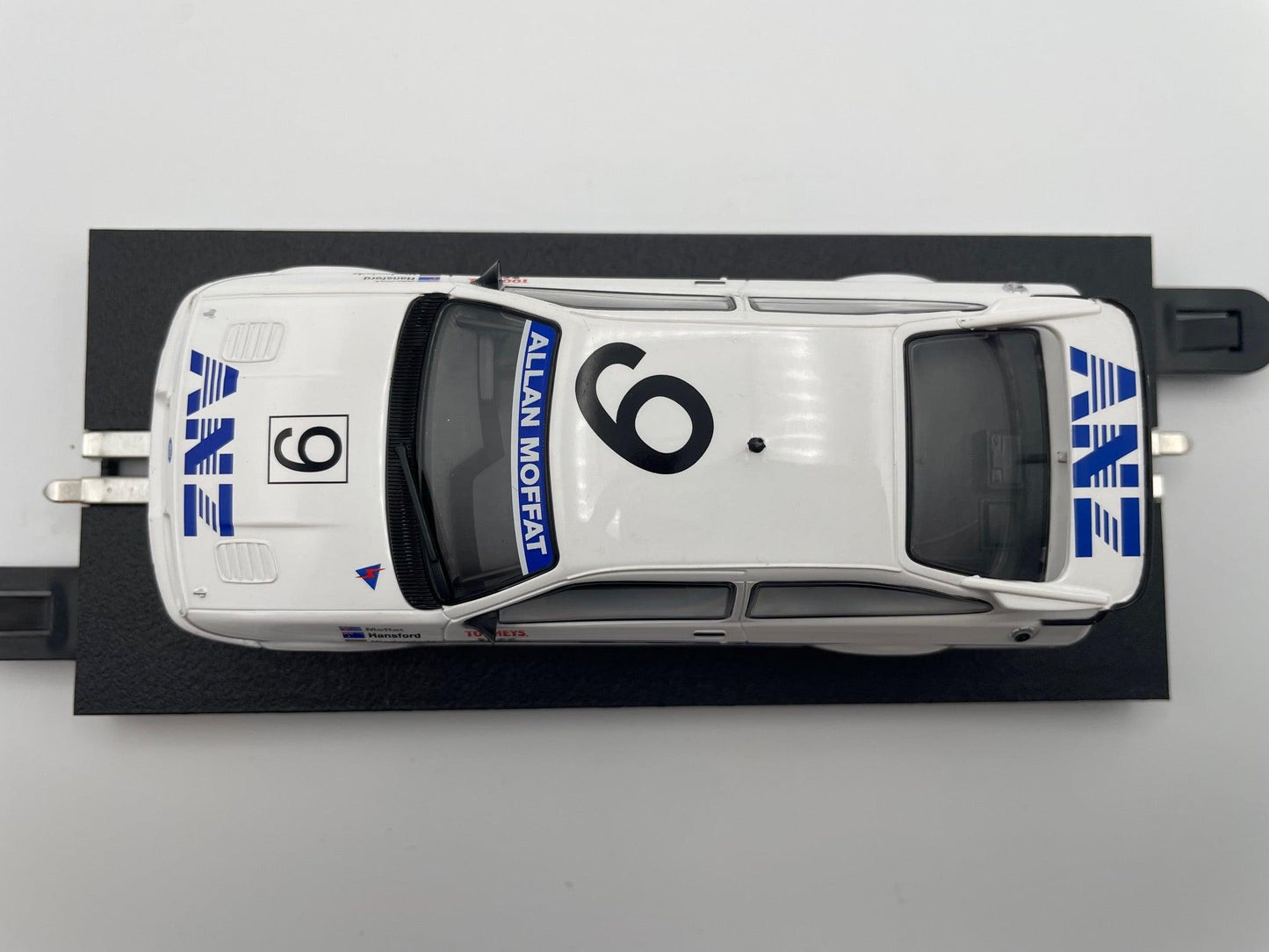 Scalextric - Ford Sierra Cosworth RS500 - #9 ANZ - Tooheys 1988 - C3910