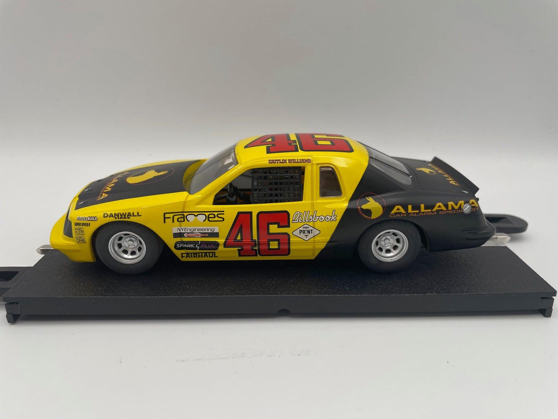 Scalextric - Ford Thunderbird - #46 Allama - NASCAR - C4088