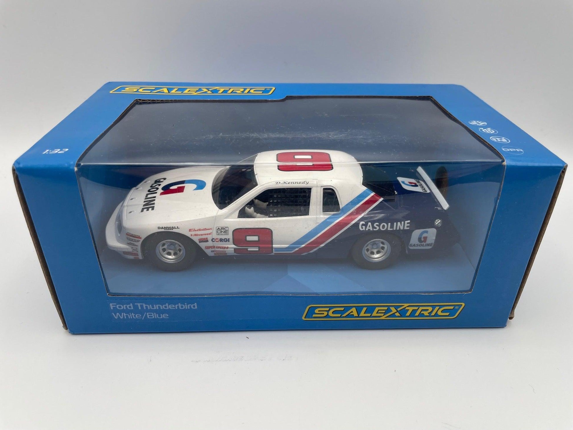 Scalextric - Ford Thunderbird - #9 Gasoline - NASCAR - C4035