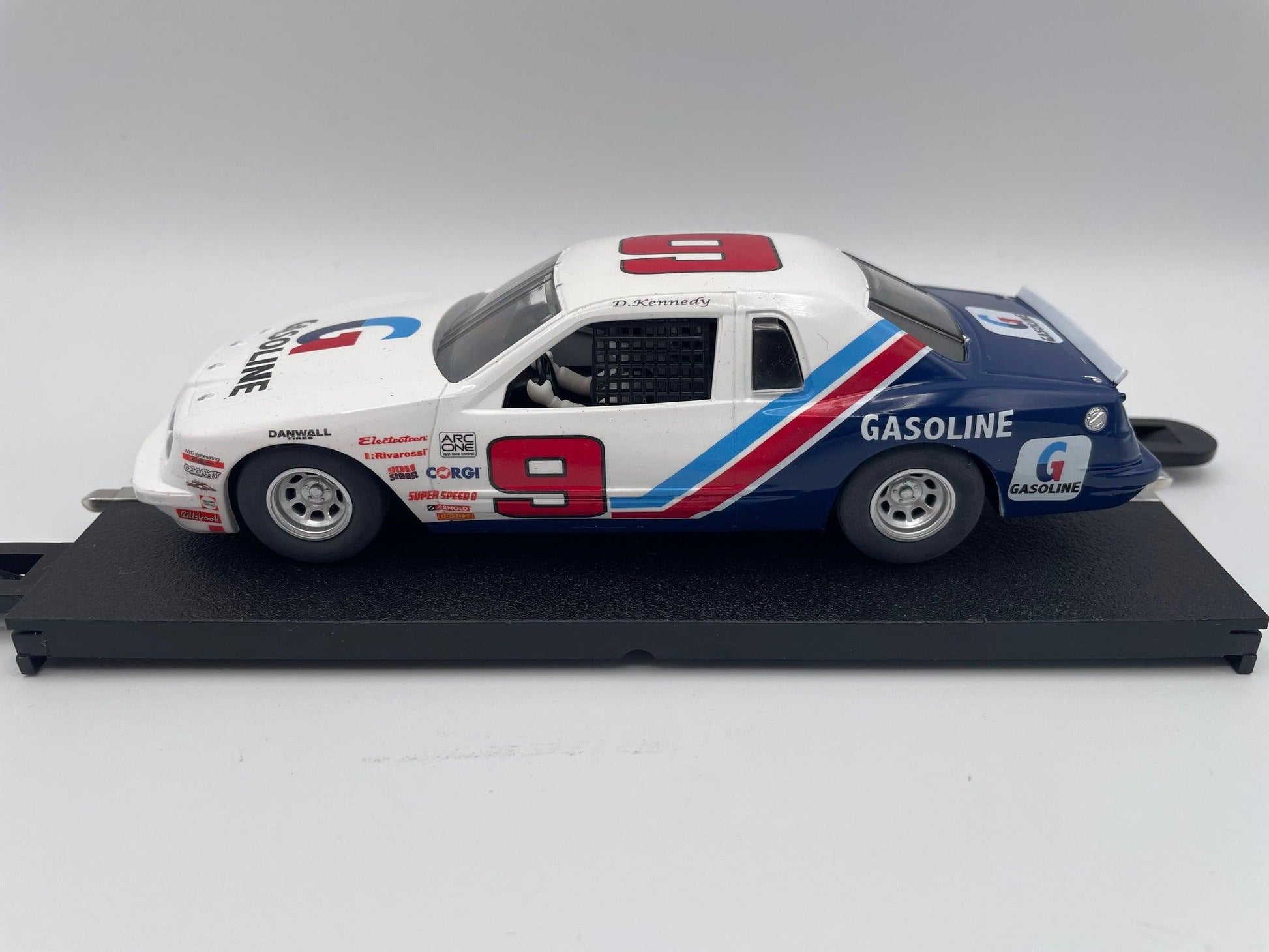 Scalextric - Ford Thunderbird - #9 Gasoline - NASCAR - C4035