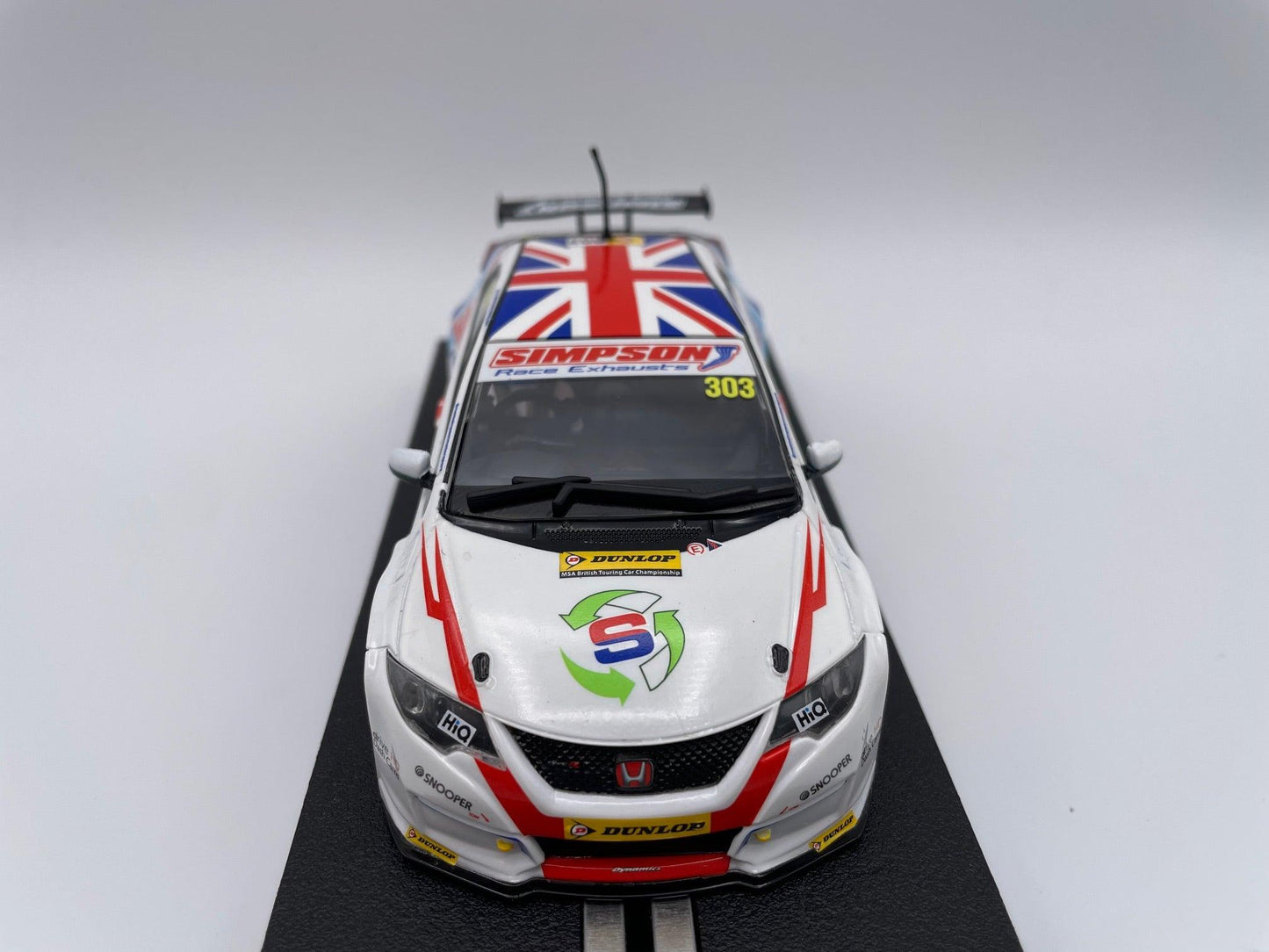 Scalextric - Honda Civic Type R - #303 Simpson - BTCC 2017 - C3915