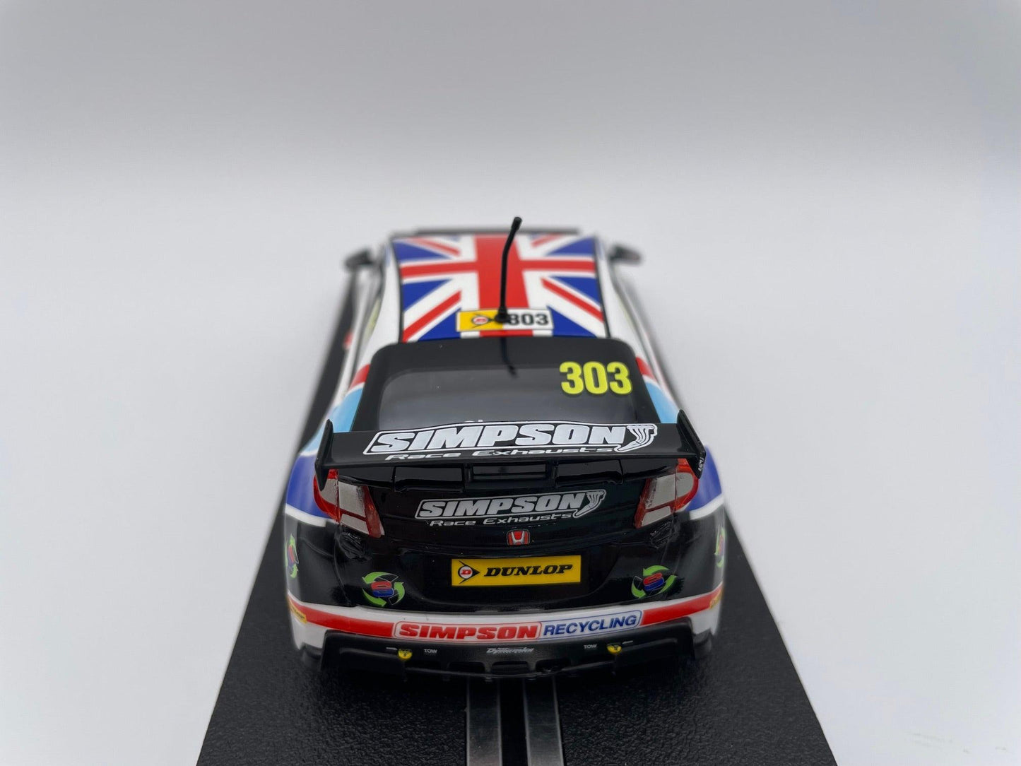 Scalextric - Honda Civic Type R - #303 Simpson - BTCC 2017 - C3915 Unboxed