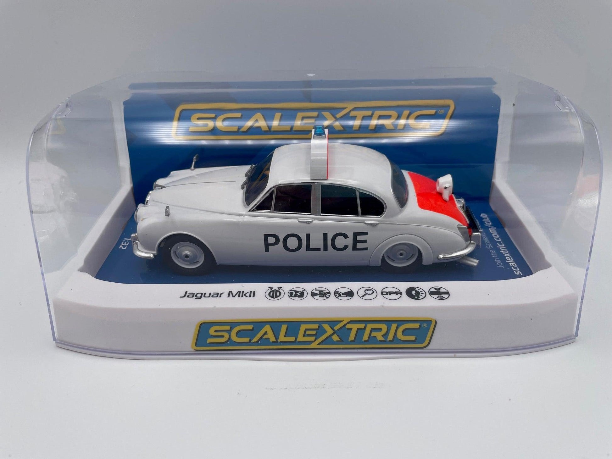 Scalextric - Jaguar Mk. II - Police Edition - C4420