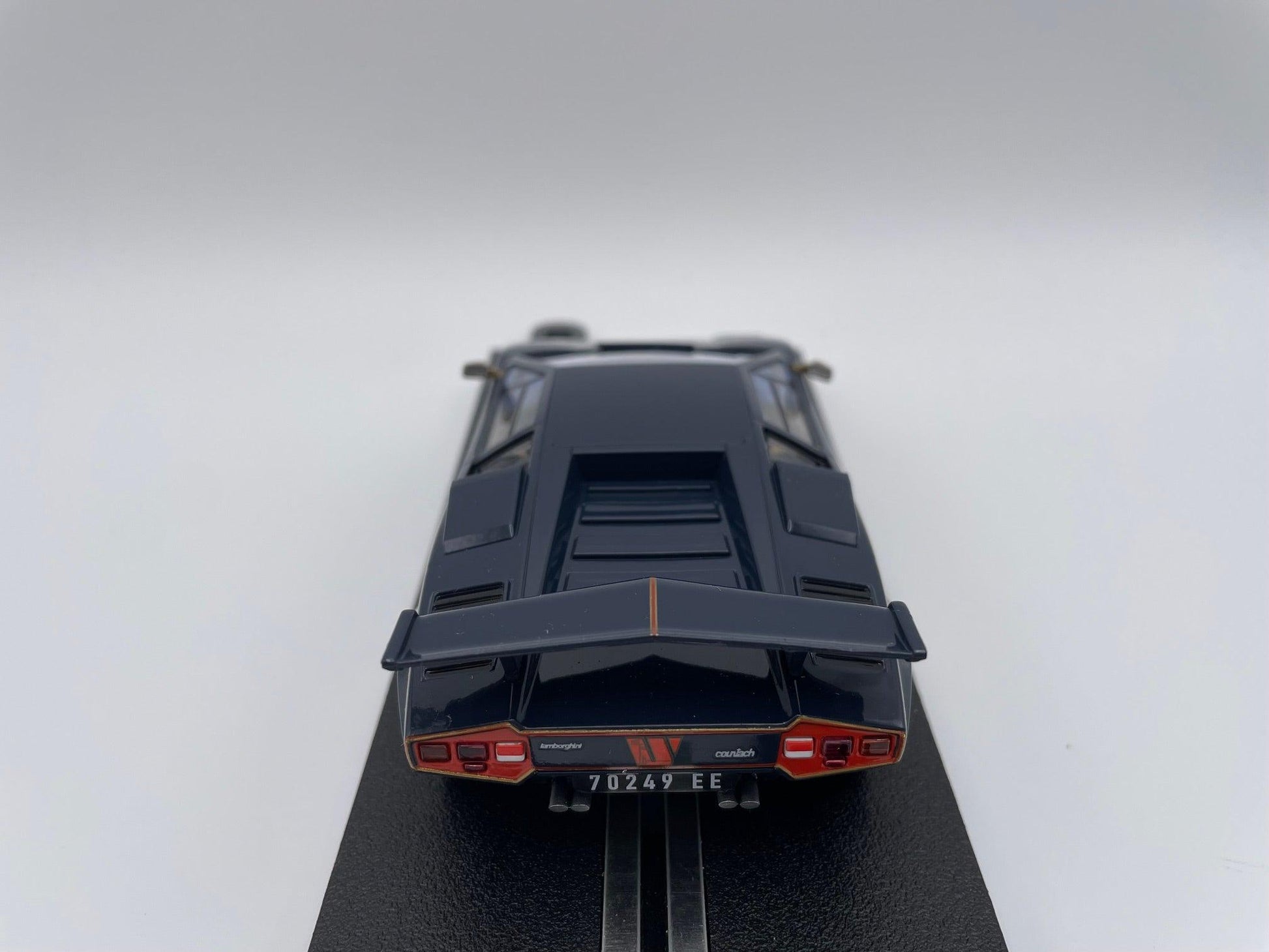 Scalextric - Lamborghini Countach - Blue & Gold - C4411