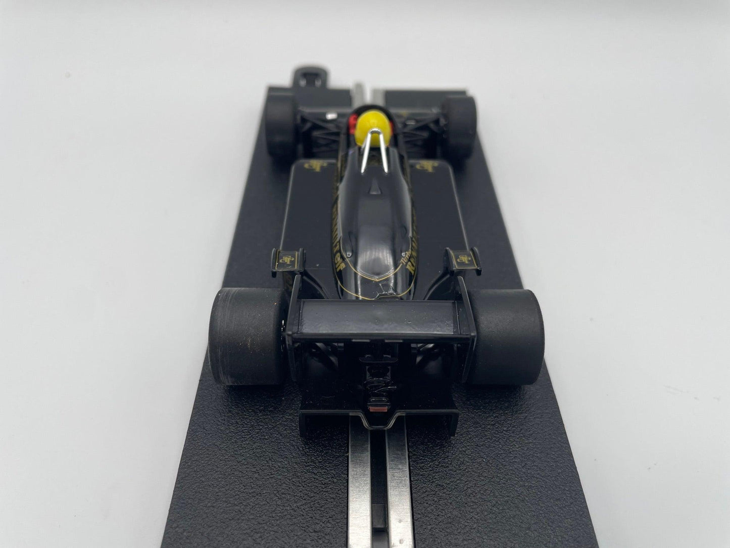 Scalextric - Lotus 97T - #12 Ayrton Senna - Formula 1 1985 - C4234