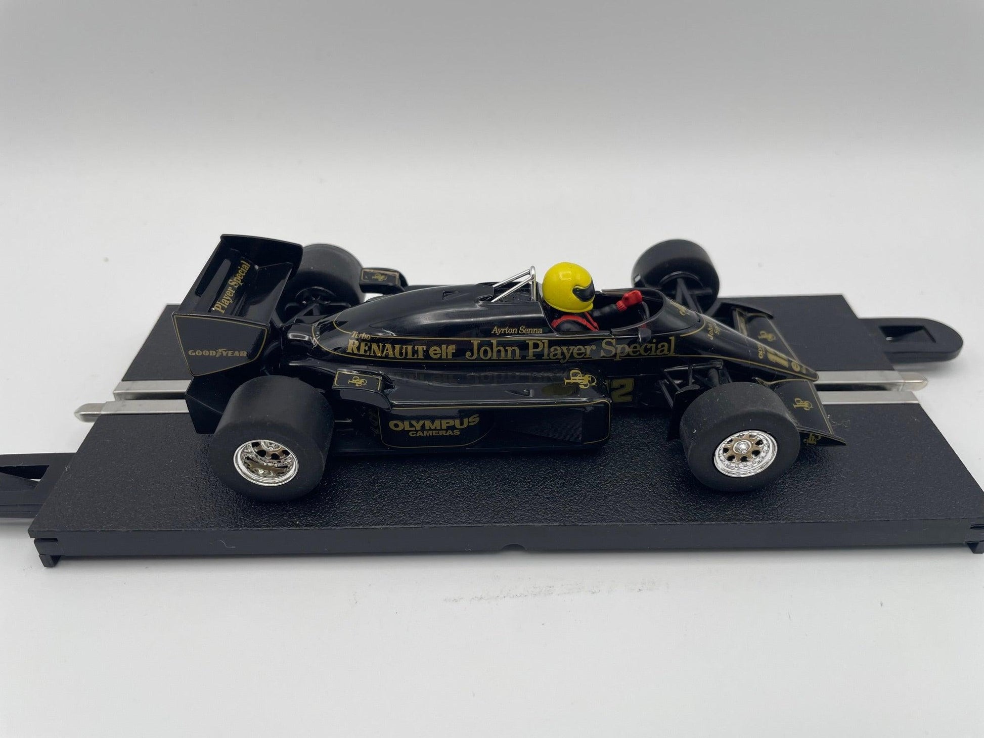 Scalextric - Lotus 97T - #12 Ayrton Senna - Formula 1 1985 - C4234