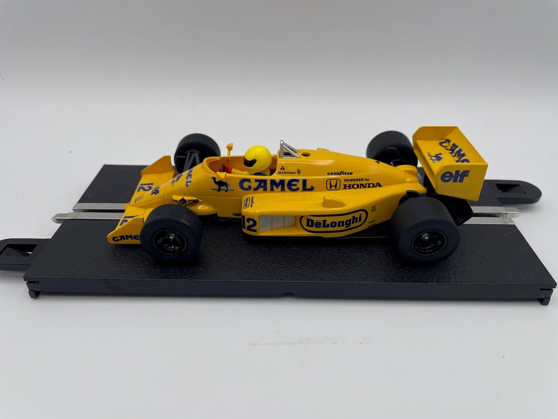 Scalextric - Lotus 99T - #12 Ayrton Senna - Formula 1 1987 - C4251