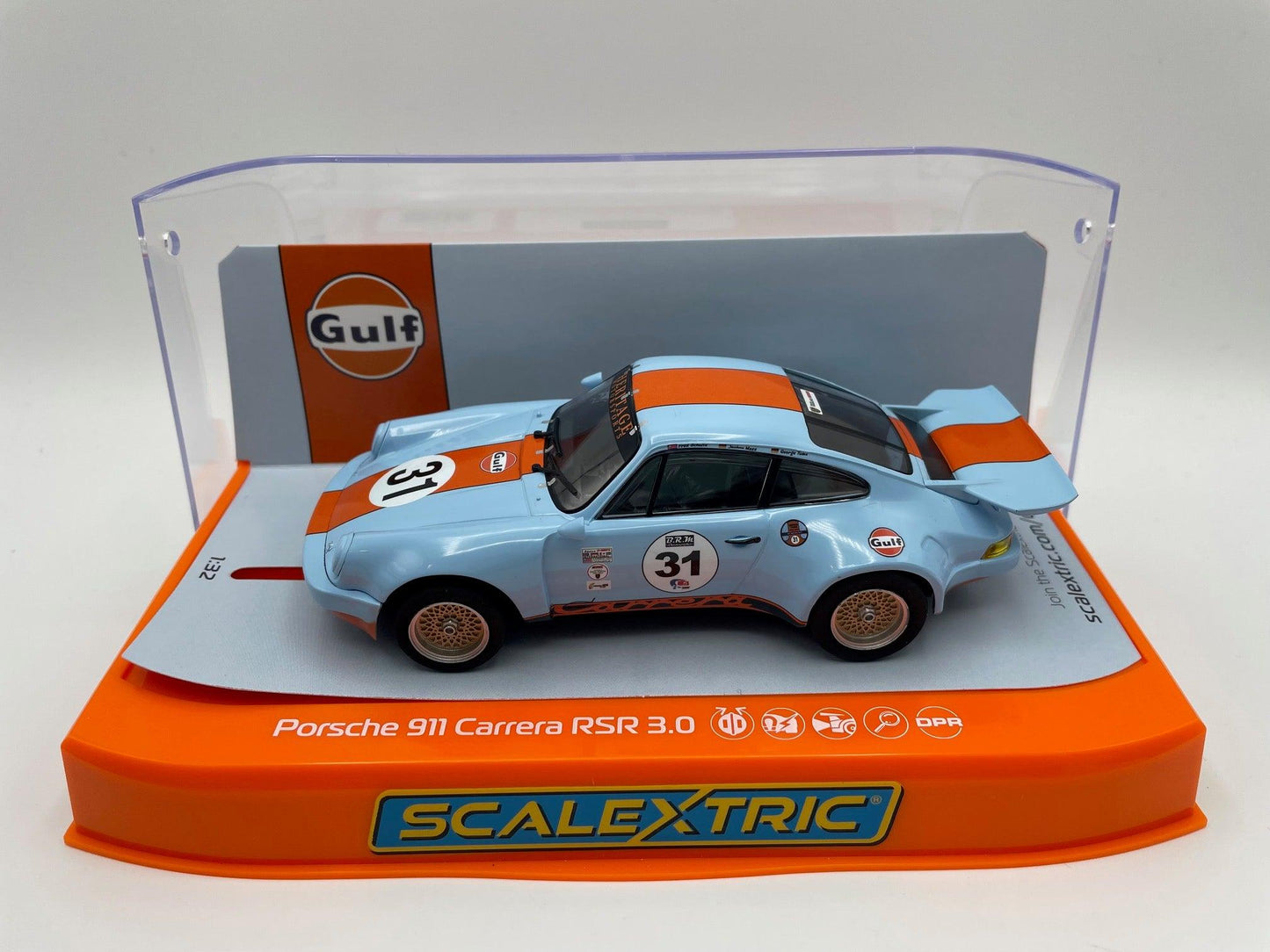 Scalextric - Porsche 911 Carrera RSR 3.0 - #31 Gulf - C4304