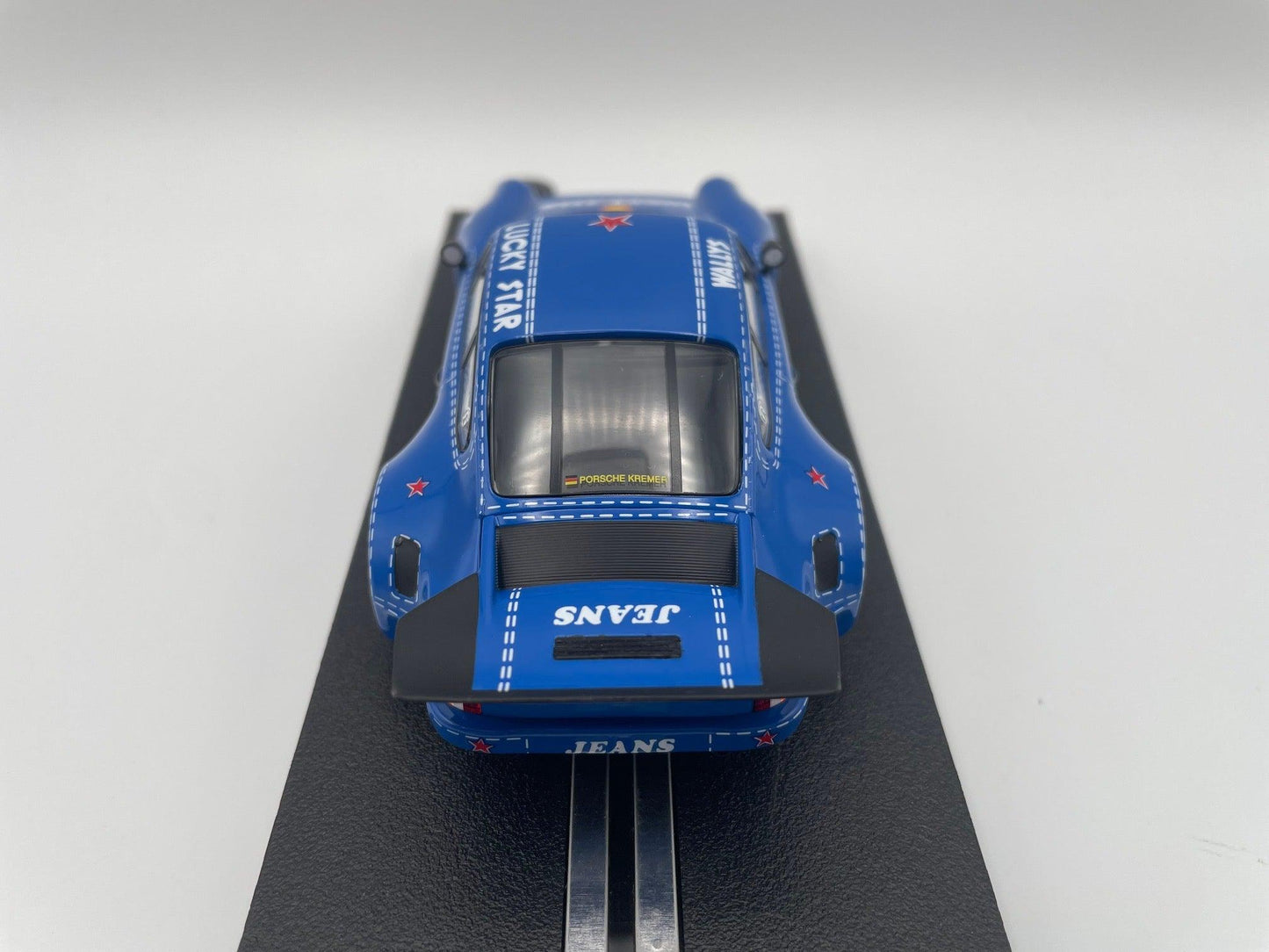 Scalextric - Porsche 911 Carrera RSR 3.0 - #6 Wallys Jeans - DRM 1970’s - C4398