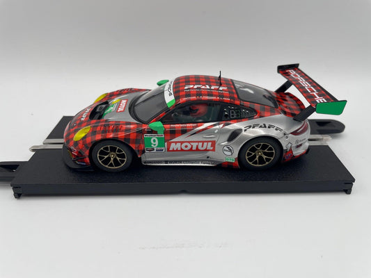 Scalextric - Porsche 911 GT3 R - #9 Pfaff Racing - Sebring 2021 - C4252 Unboxed