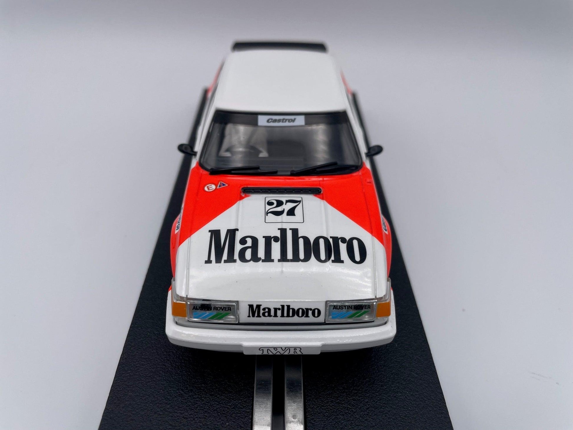 Scalextric - Rover SD1 - #27 Marlboro - French Supertouring 1985 - C4416