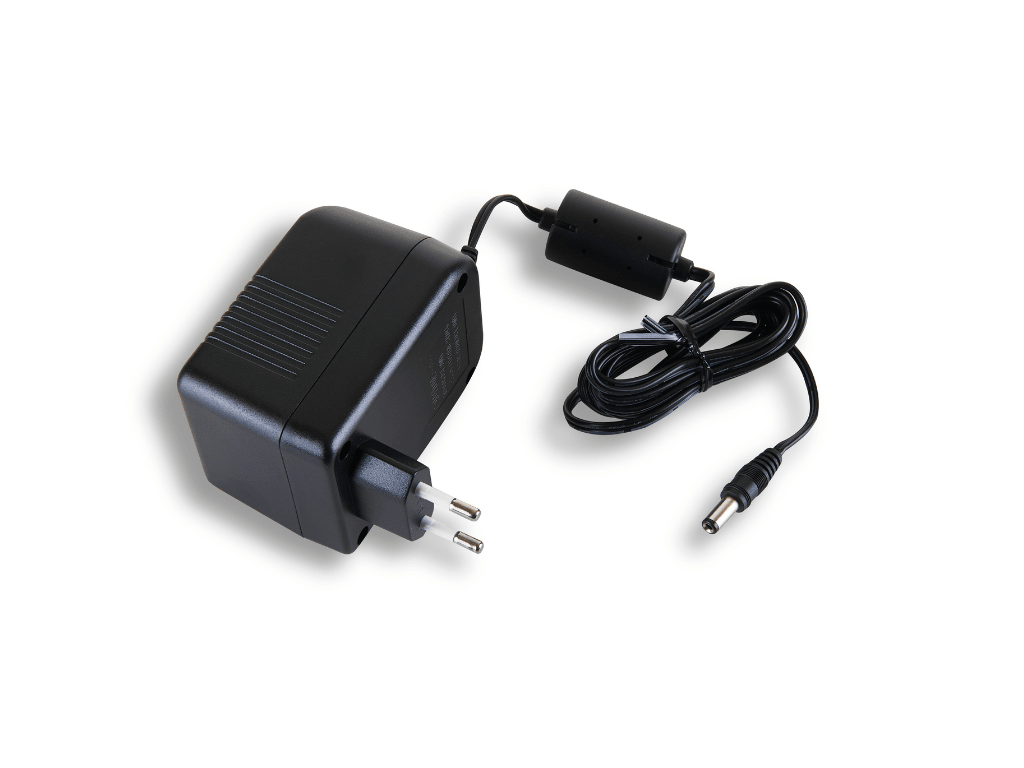SCX 1:32 | U.S. Transformer - 14V Power Supply | U10294 | 1/32 Slot Car Accessories
